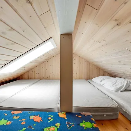 Сasa de vacaciones Gudlaug - 1km From The Sea By Interhome